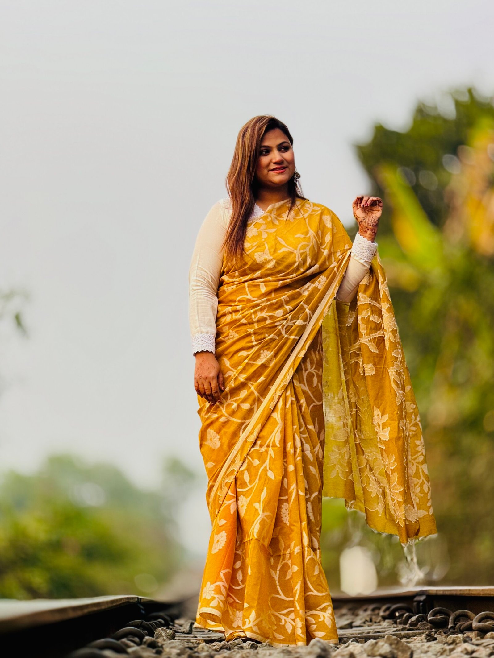Handloom tontuj cotton saree(mustard yellow) - Image 4